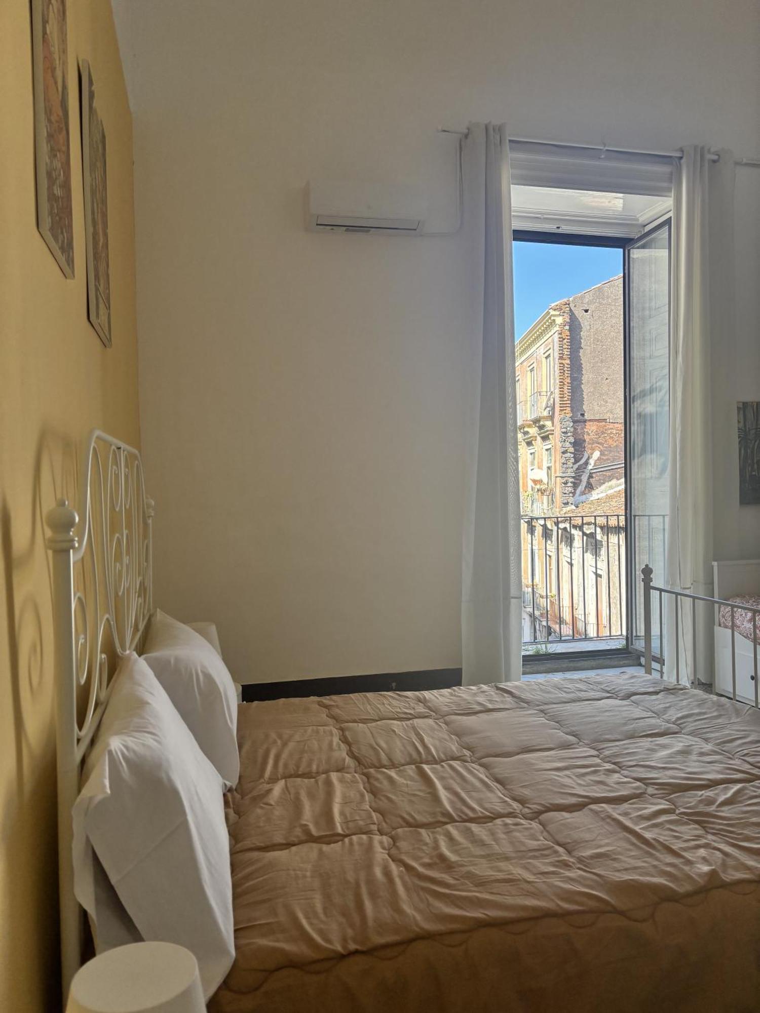 Il Teatro Rooms Κατάνια Εξωτερικό φωτογραφία